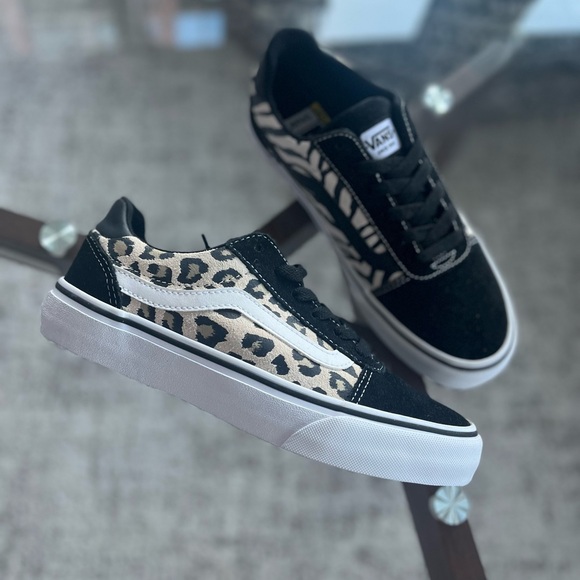 NWT Vans Women’s Ward Deluxe Sneaker - Animal Mix Unisex W 7 - Picture 1 of 14